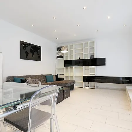 Apartment Piramide - Charme Rome